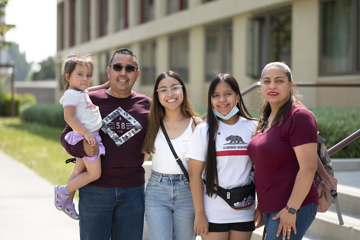 Cassandra Hernandez ’24 with her parents and sisters