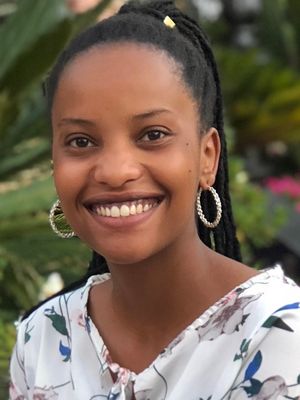 Samantha Manywa ‘23