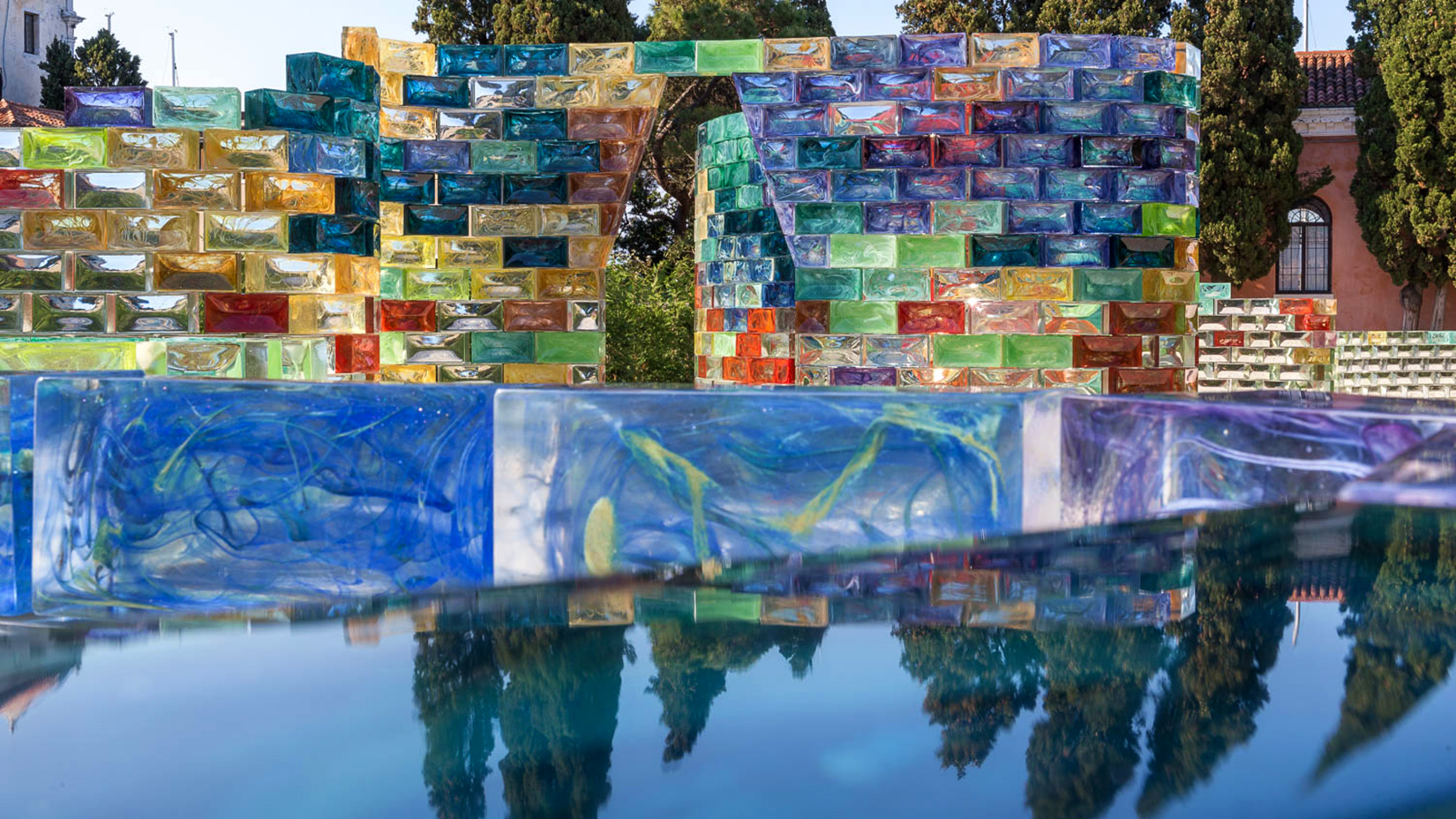 Extraordinary glass sculpture by artist Pae White coming to CMC