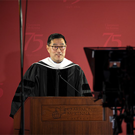 Professor Park delivers an address at 2021 Convocation.