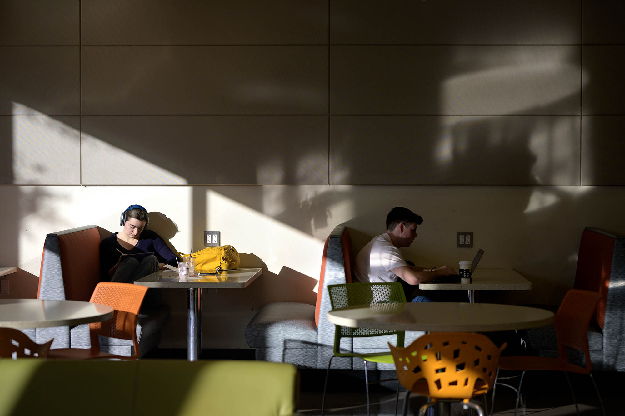 Students working in the Hub on the first day of the Spring 2024 semester.