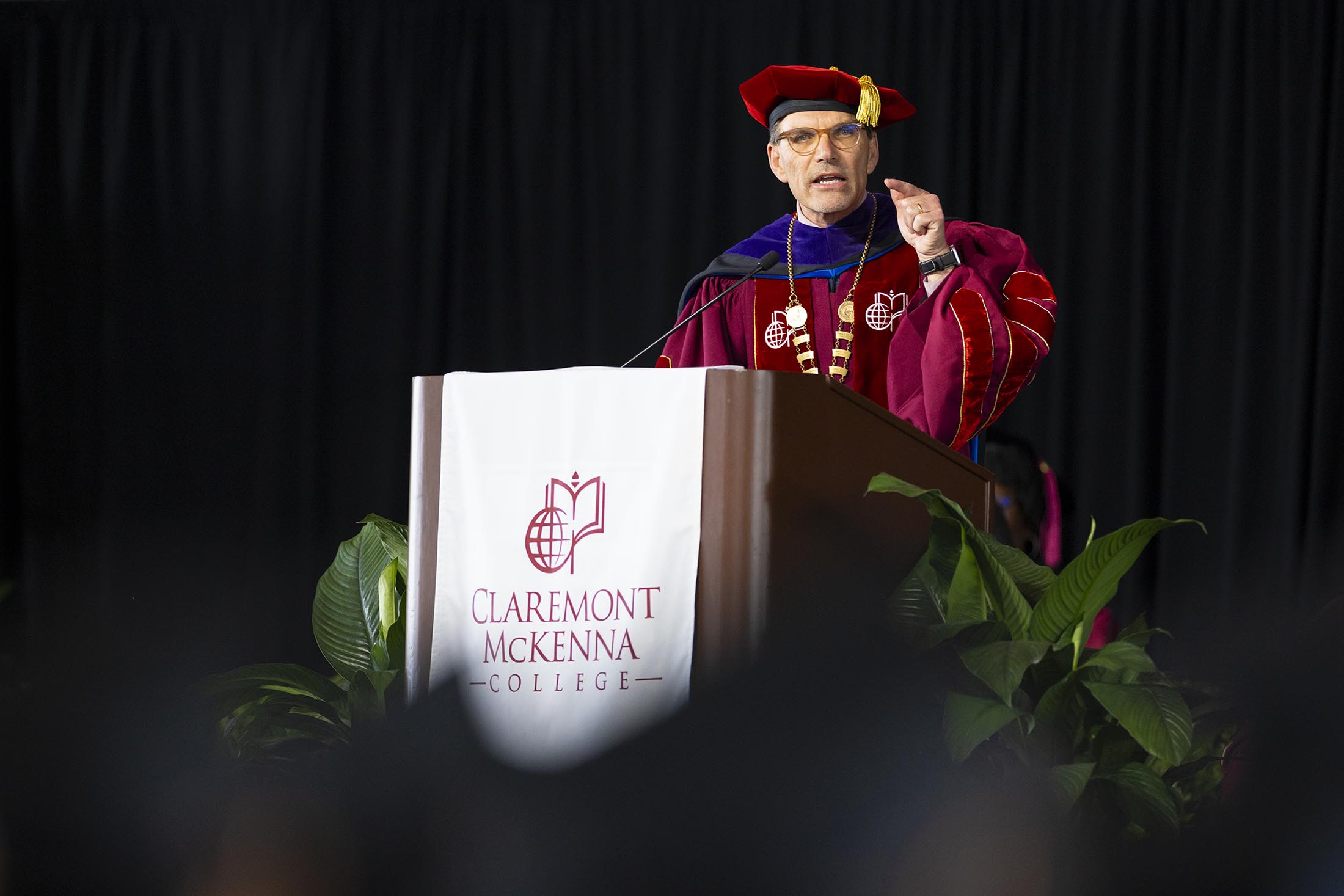 President Hiram Chodosh delivering his remarks and final charge.