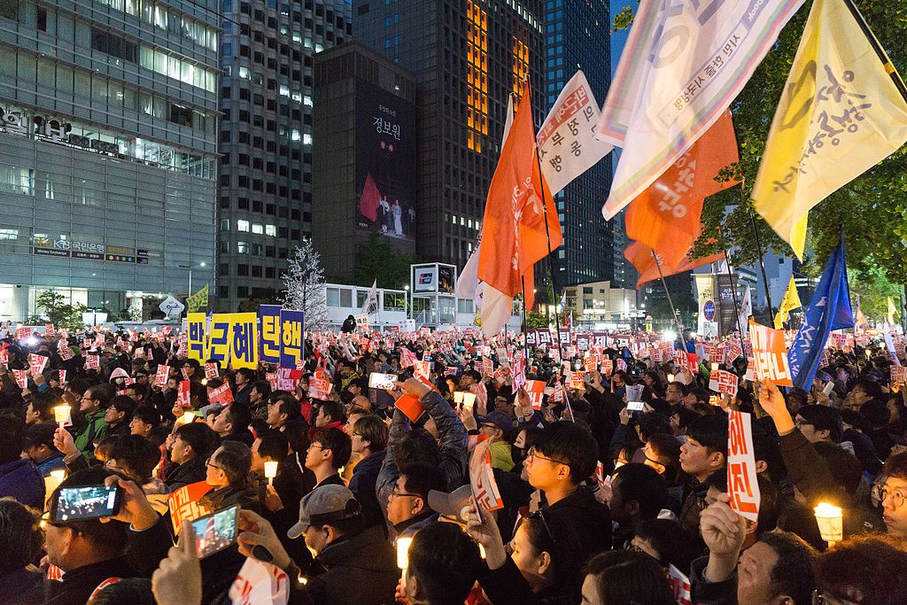 Mass protest in Cheonggye Plaza