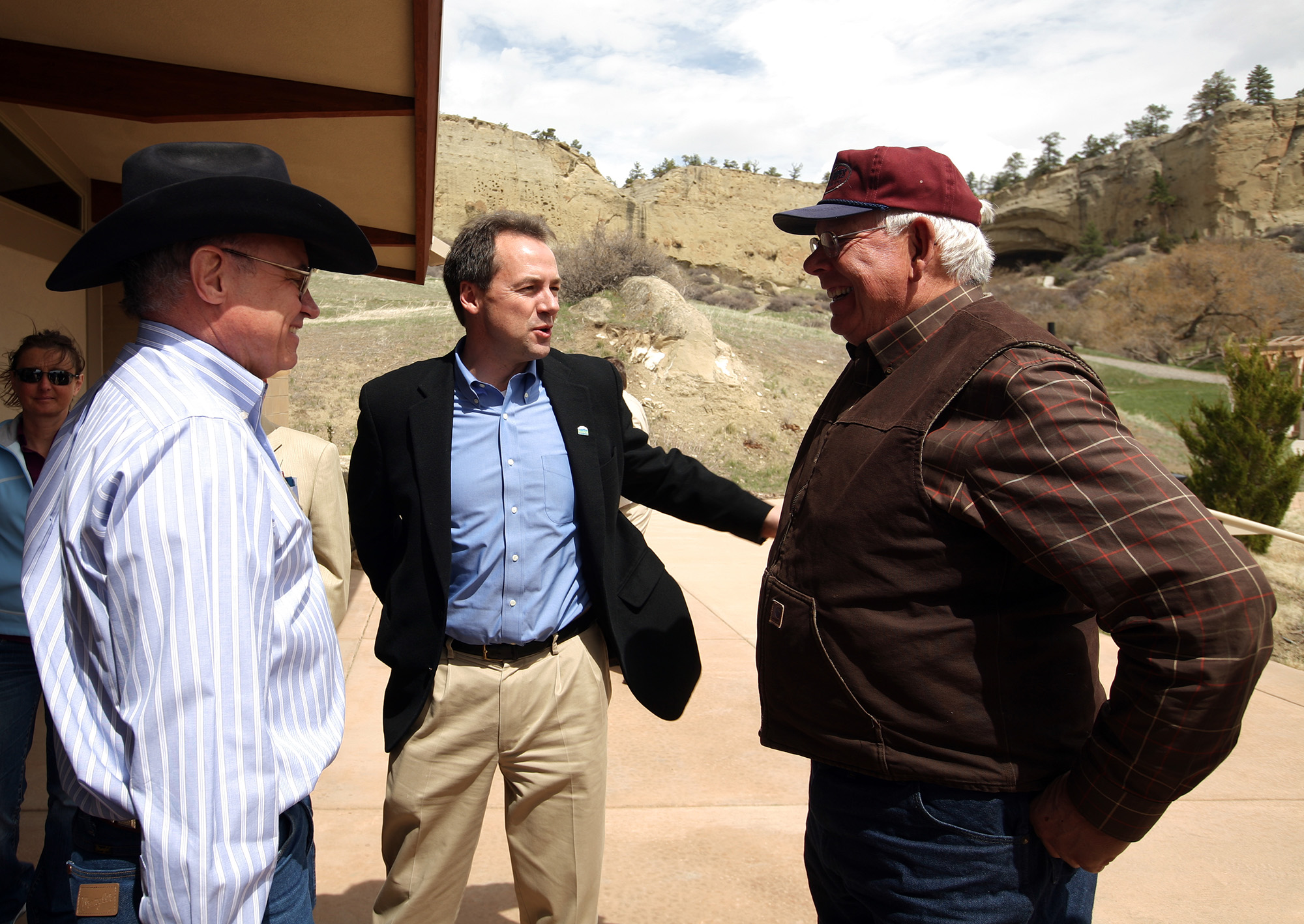 Bullock chats with voters