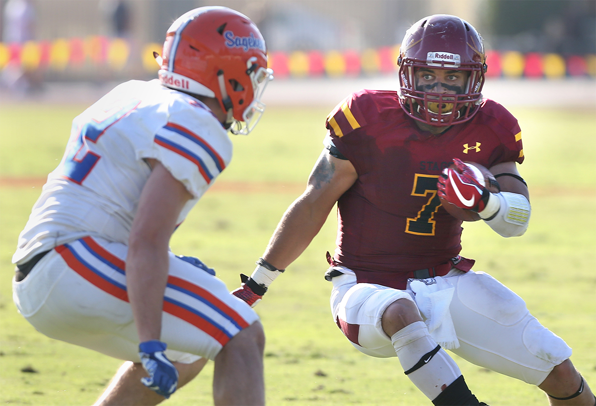 Football Scenes From The Sixth Street Clash Claremont McKenna College
