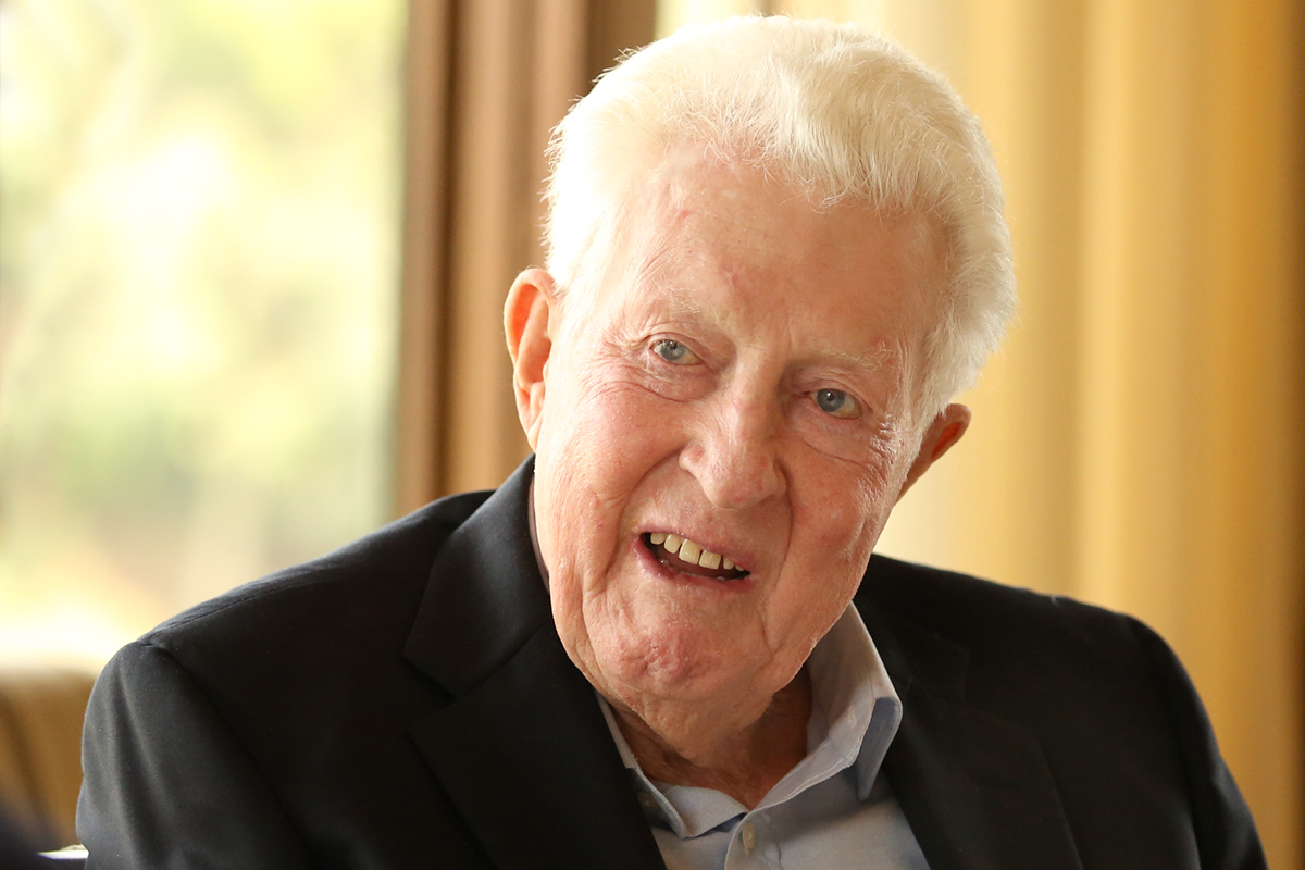 Robert L. Emett ’50, CMC life trustee and generous benefactor, dies at 93