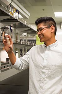 Pete Chandrangsu, assistant professor of biology, in a lab (Courtesy of Scripps College)