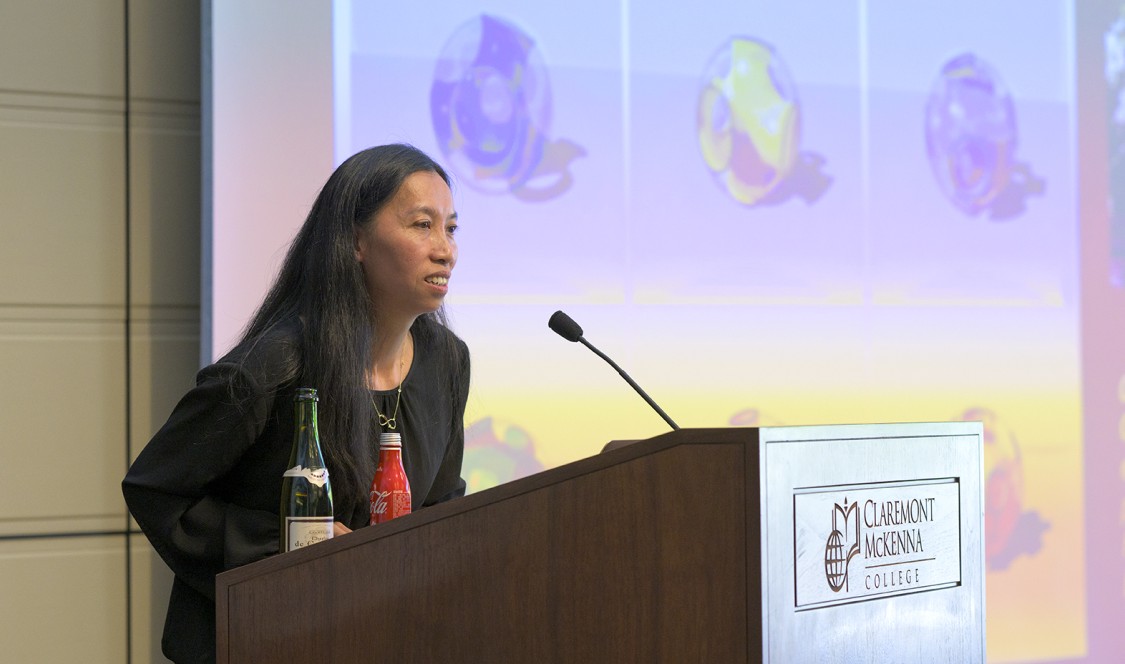 Prof. Kao demonstrating how mathematics can be found in everyday life at the Ath.