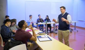 Andrew Sinclair ’08 teaching in his government class.