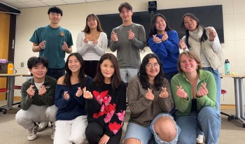 Prof Minju Kim and students