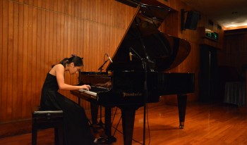 Sheena Hui plays the piano.