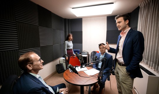 Students Nandeeni Pate, Zach Wong, and Skip Wiltshire-Gordon chat with guest Benn Steil before recording a Free Food for Thought episode.