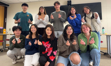 Prof Minju Kim and students