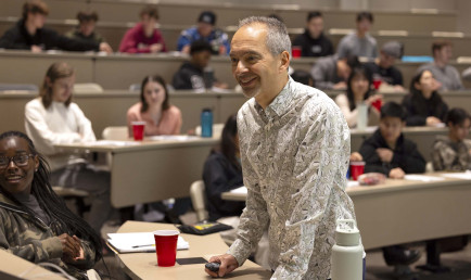 Prof Ran Libeskind-Hadas teaching