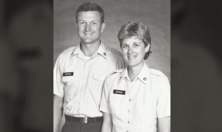 Jennie Jackson Werner (right), Scripps ‘81 and her husband, Derek, CMC ‘80.