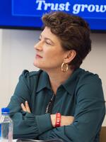 Headshot of Professor Muravchik during a panel.