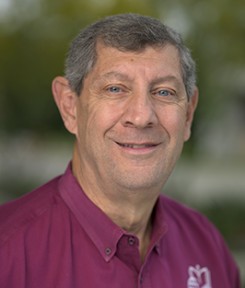 Portrait of Ray Rotolo ’76 P’14