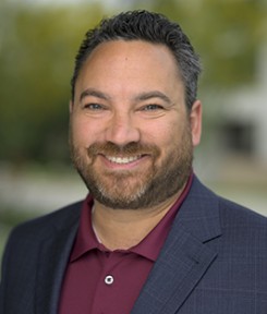 Evan Rutter '06.