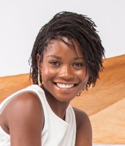 Maureen Tchatchoua ’23