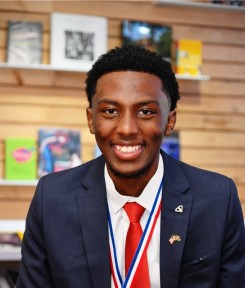 Lee Mugweru